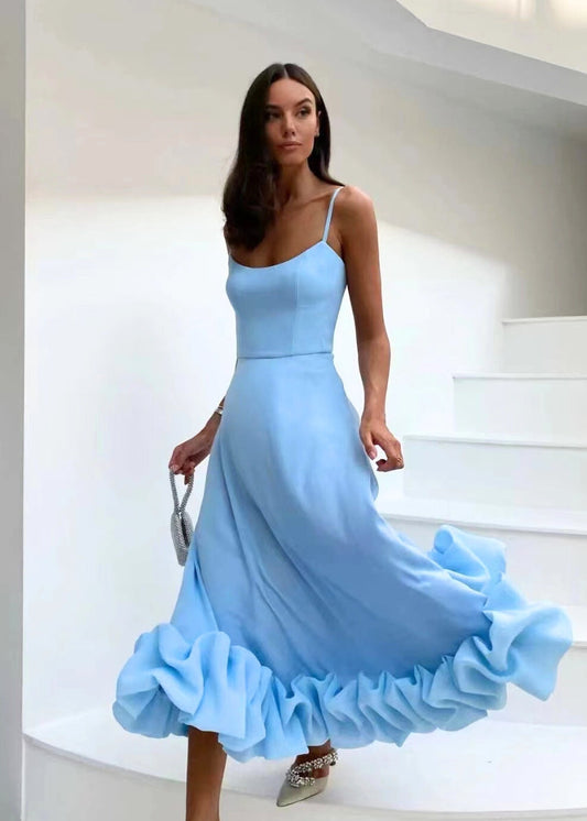Virginia | Elegante Maxi Vestido con Detalles de Volteo para Eventos Especiales